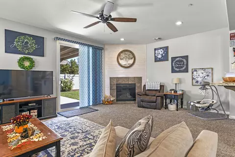 1323 Clasico Dr, Tehachapi, CA 93561 photo 15
