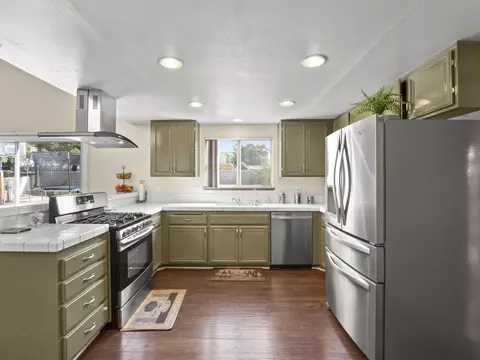 44128 E 27th St, Lancaster, CA 93535 photo 12