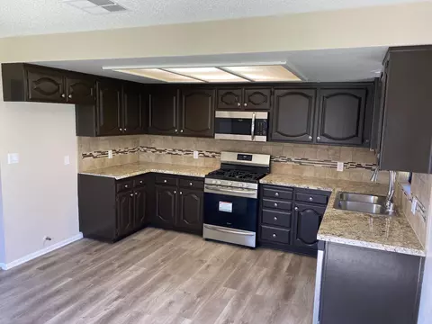 653 E Avenue J9, Lancaster, CA 93535 photo 3