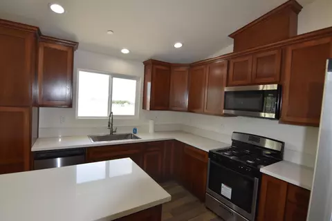 7725 E Avenue U, Littlerock, CA 93543 photo 4
