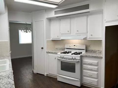 2545 I Ave E #32, Lancaster, CA 93535 photo 3