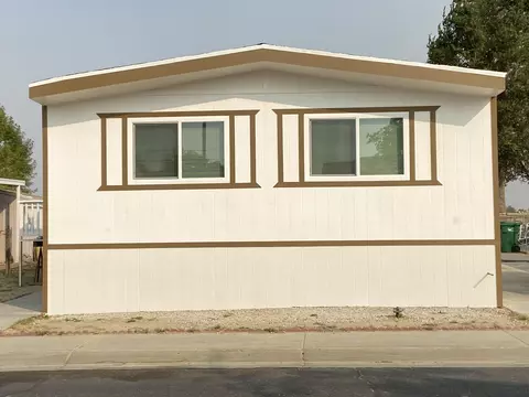 2545 I Ave E #32, Lancaster, CA 93535 photo 1
