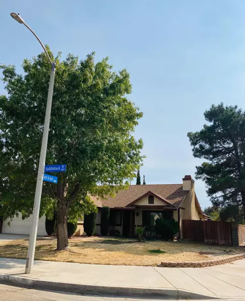 4114 Saddleback Rd, Palmdale, CA 93552 photo 1