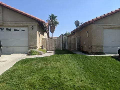 45446 17th St E, Lancaster, CA 93535 photo 4
