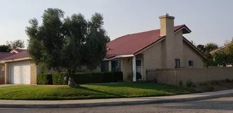 1865 E Avenue K, Lancaster, CA 93535 photo 4