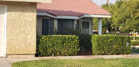 1865 E Avenue K, Lancaster, CA 93535 photo 2
