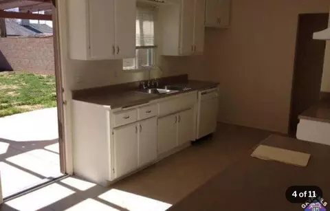 2134 Alexander Ave, Rosamond, CA 93560 photo 4