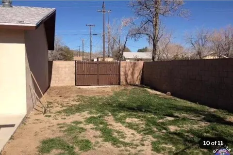 2134 Alexander Ave, Rosamond, CA 93560 photo 9