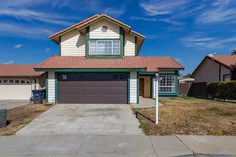 1114 Elm St, Tehachapi, CA 93561 photo 1