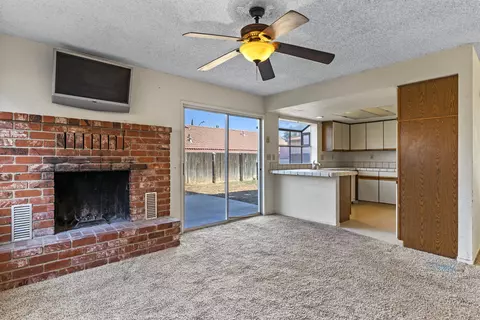 1114 Elm St, Tehachapi, CA 93561 photo 11