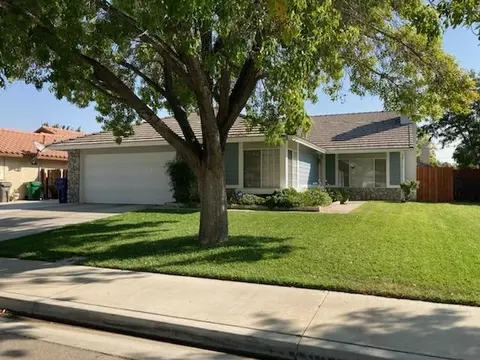 43940 Maria Cir, Lancaster, CA 93535 photo 1