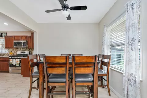 44302 Foxton Ave, Lancaster, CA 93535 photo 8