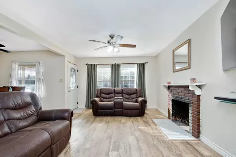 44302 Foxton Ave, Lancaster, CA 93535 photo 5