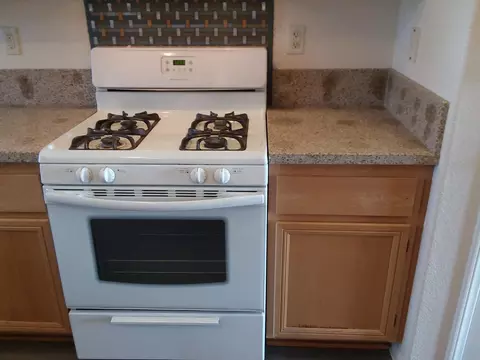 42945 Edson Ave, Lancaster, CA 93536 photo 4