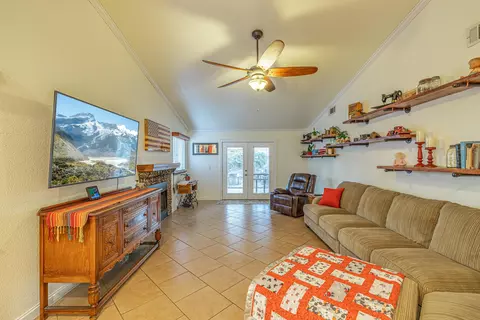 44961 16th St E, Lancaster, CA 93535 photo 10