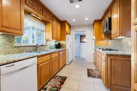 45023 Lorimer Ave, Lancaster, CA 93534 photo 10