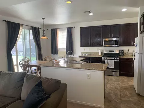 40234 Springpark Ln, Palmdale, CA 93551 photo 10