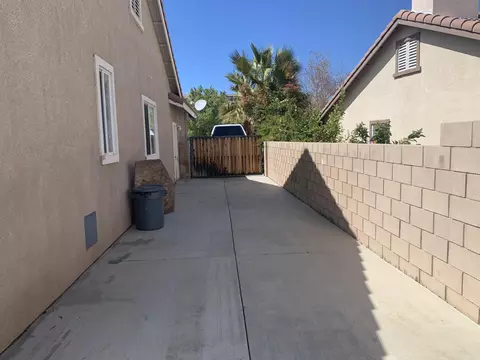 40234 Springpark Ln, Palmdale, CA 93551 photo 30