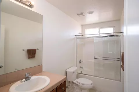 1859 Kettering St E, Lancaster, CA 93535 photo 12