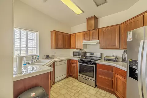 2316 Rangeview Dr, Rosamond, CA 93560 photo 8