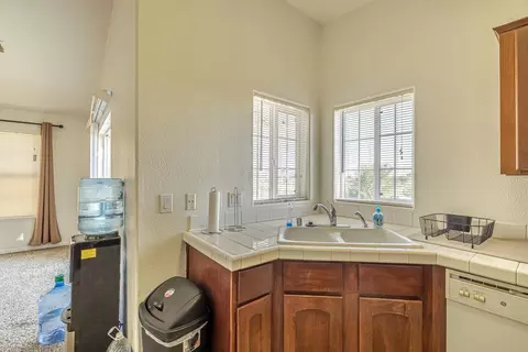 2316 Rangeview Dr, Rosamond, CA 93560 photo 9