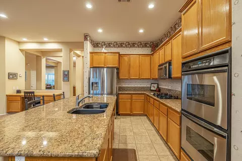 41829 Firenze St, Lancaster, CA 93536 photo 21
