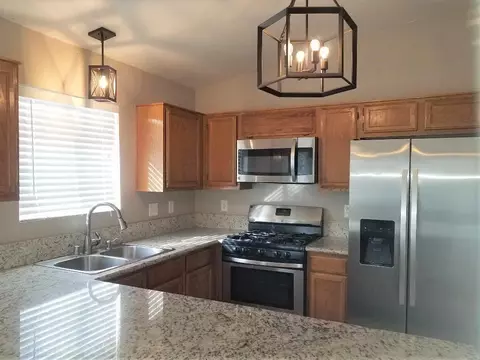 13537 Margo St, North Edwards, CA 93523 photo 4