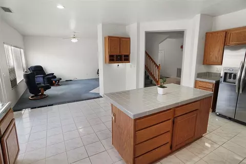 42334 Daniel Dr, Lancaster, CA 93536 photo 9