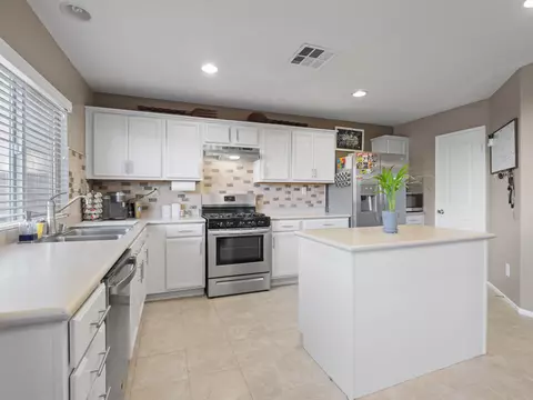 45116 18th St E, Lancaster, CA 93535 photo 15