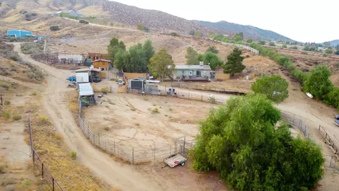 32035 Mountain Shadow Rd, Acton, CA 93510 photo 7