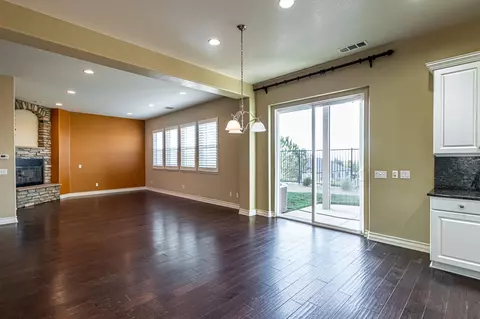 1643 Balinese Ct, Palmdale, CA 93551 photo 8