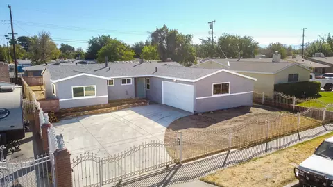 44708 6th Street St E, Lancaster, CA 93535 photo 1
