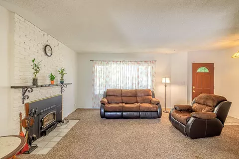 45016 Kingtree Ave, Lancaster, CA 93534 photo 5