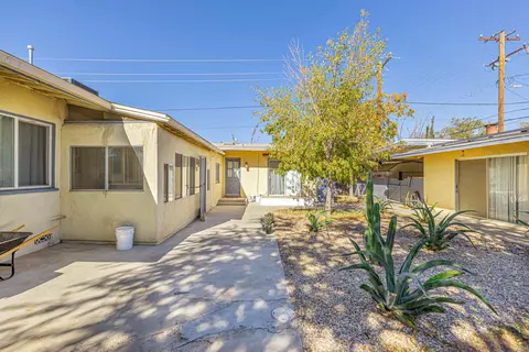 45016 Kingtree Ave, Lancaster, CA 93534 photo 29