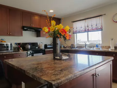 1016 Cambridge Ct, Lancaster, CA 93535 photo 13