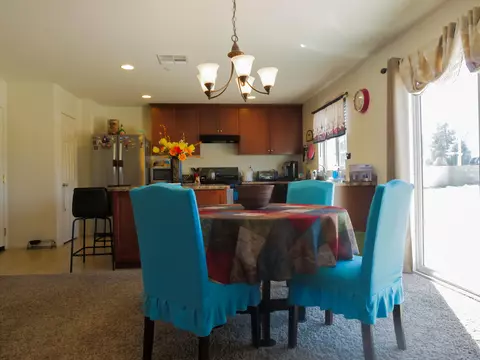 1016 Cambridge Ct, Lancaster, CA 93535 photo 11