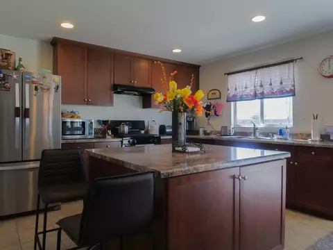 1016 Cambridge Ct, Lancaster, CA 93535 photo 12