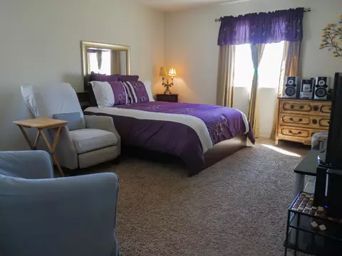1016 Cambridge Ct, Lancaster, CA 93535 photo 23