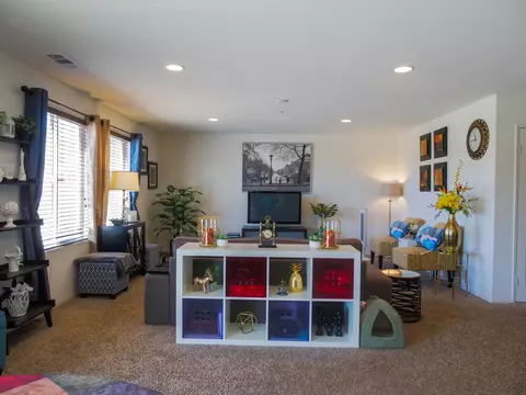 1016 Cambridge Ct, Lancaster, CA 93535 photo 9
