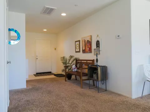 1016 Cambridge Ct, Lancaster, CA 93535 photo 8