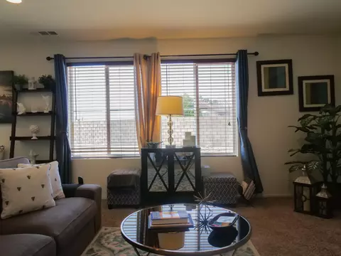 1016 Cambridge Ct, Lancaster, CA 93535 photo 5