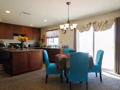 1016 Cambridge Ct, Lancaster, CA 93535 photo 10