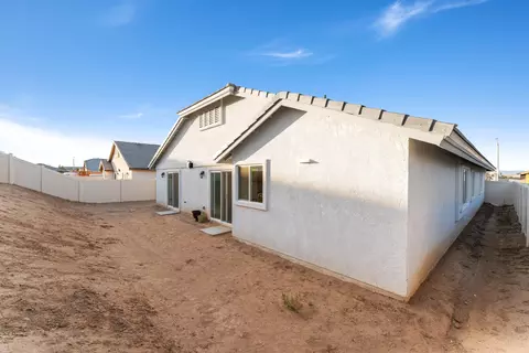 5816 Vahan Ct, Lancaster, CA 93536 photo 27
