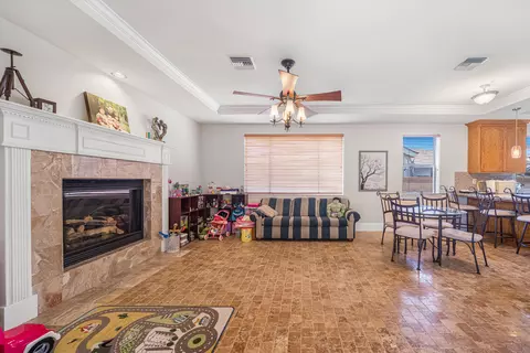 3840 Spice St, Lancaster, CA 93536 photo 16