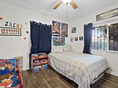 527 Cressey St W, Compton, CA 90222 photo 15
