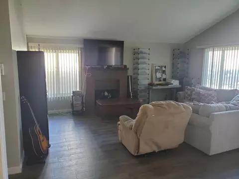 44615 12th St, Lancaster, CA 93535 photo 5