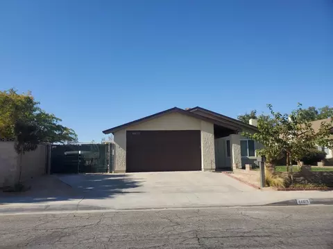 44615 12th St, Lancaster, CA 93535 photo 2