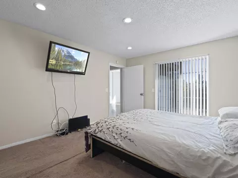 4532 Spring Canyon Ln, Palmdale, CA 93552 photo 26