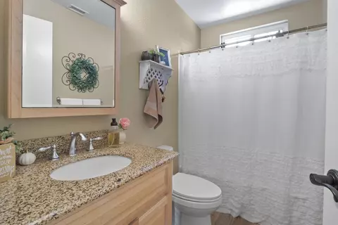 43908 Albeck Ct, Lancaster, CA 93536 photo 19