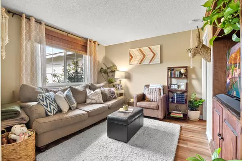 43908 Albeck Ct, Lancaster, CA 93536 photo 13